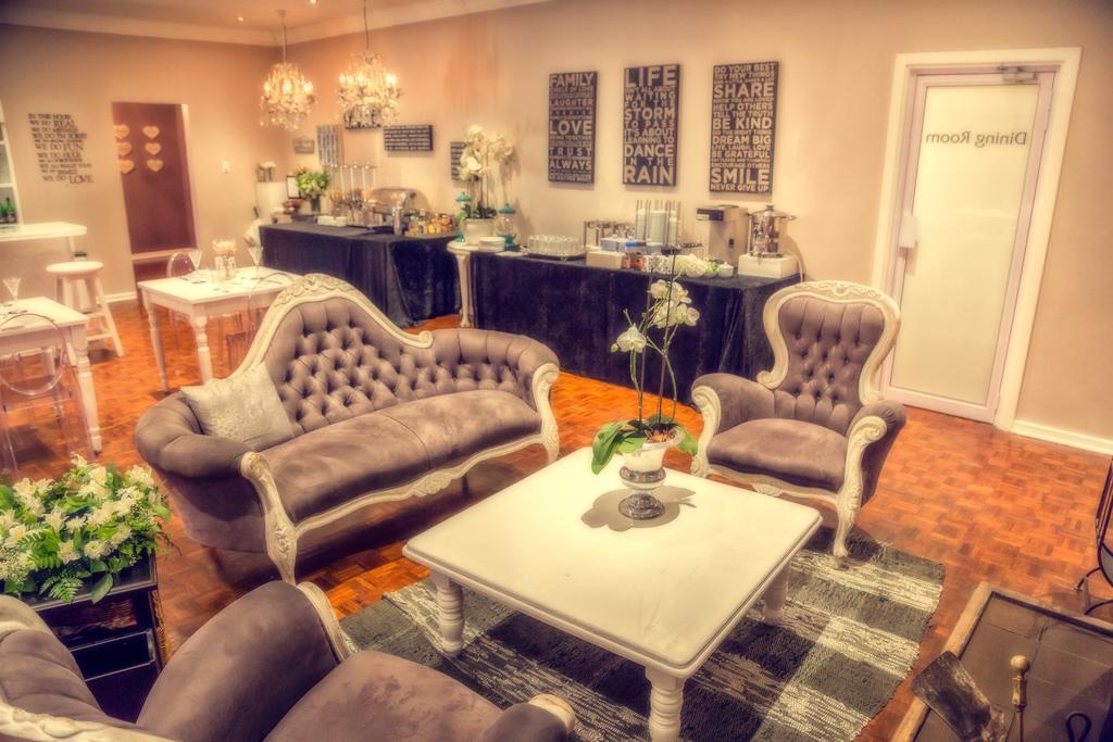 Nauntons Guest House & Wedding Venue レディスミス エクステリア 写真