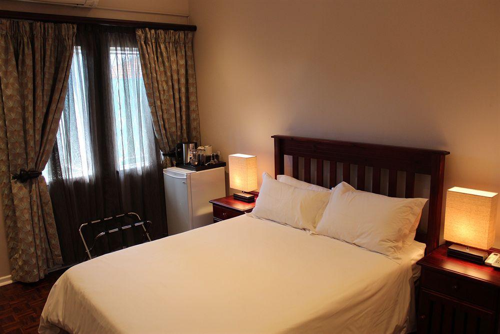 Nauntons Guest House & Wedding Venue レディスミス エクステリア 写真